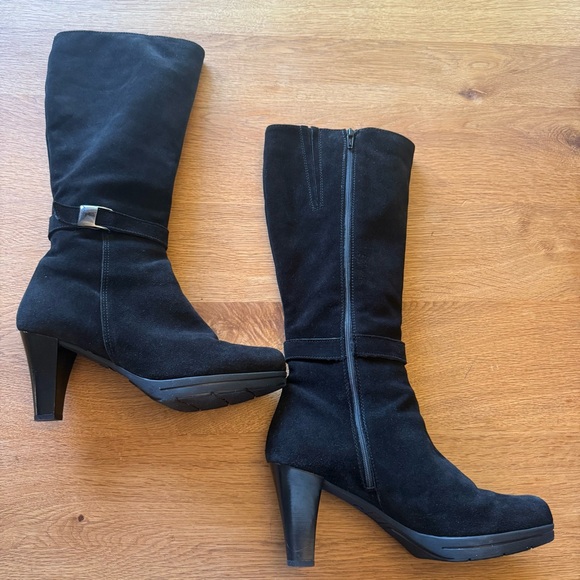 SOLD - Picture 3 of 8